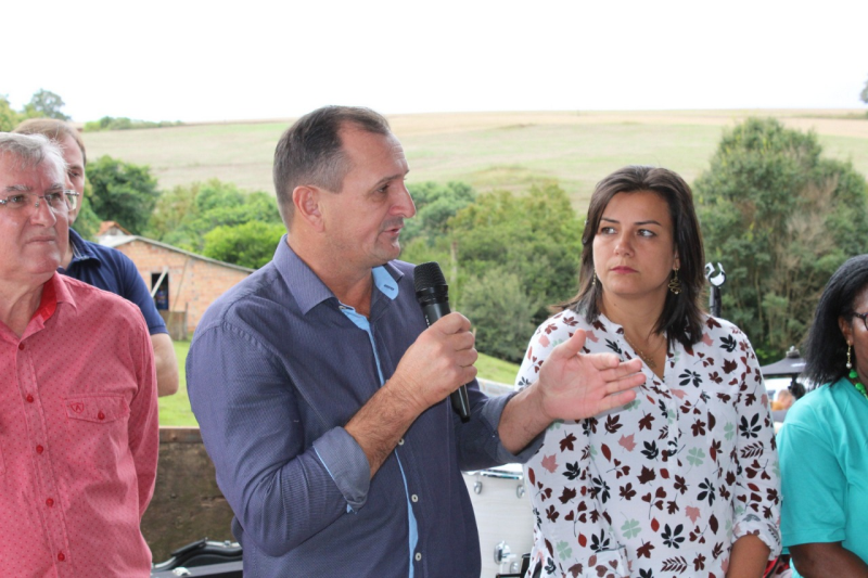 Comunidade Quilombola inaugura novo quiosque com festa